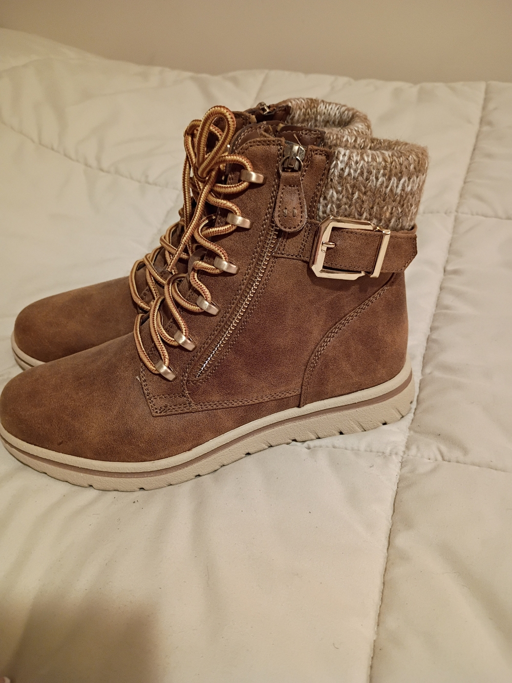 Cliffs Women's Brown Lace-Up Ankle Boots Like New